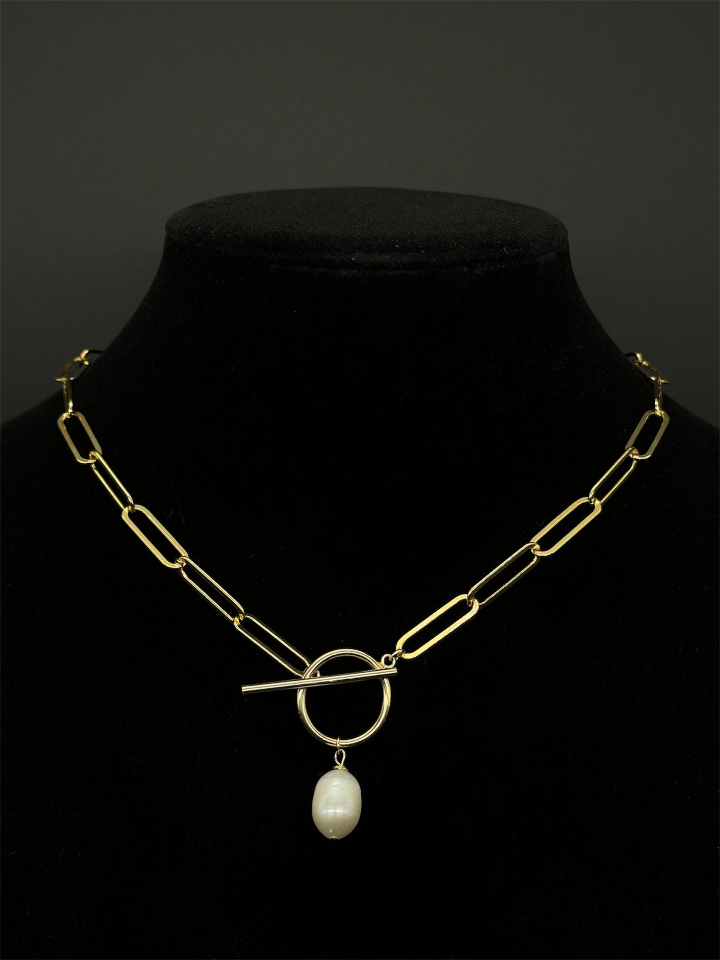 Mila Necklace